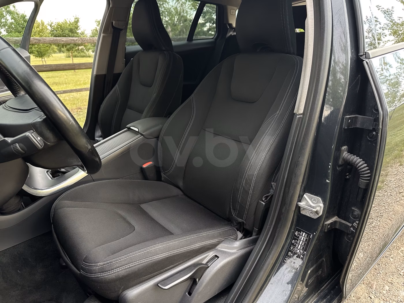 Volvo V60 фото 14