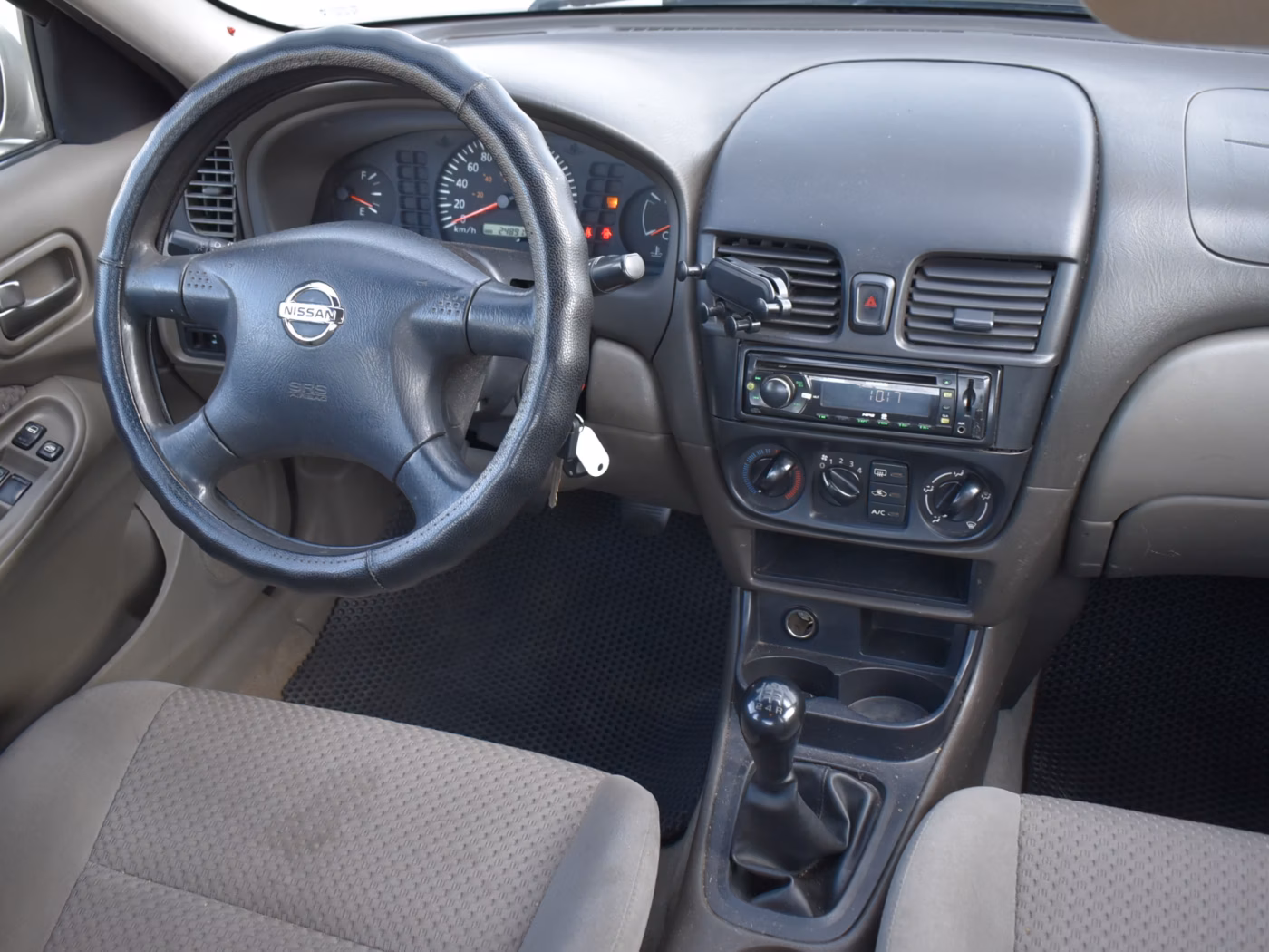 Nissan Sentra фото 13