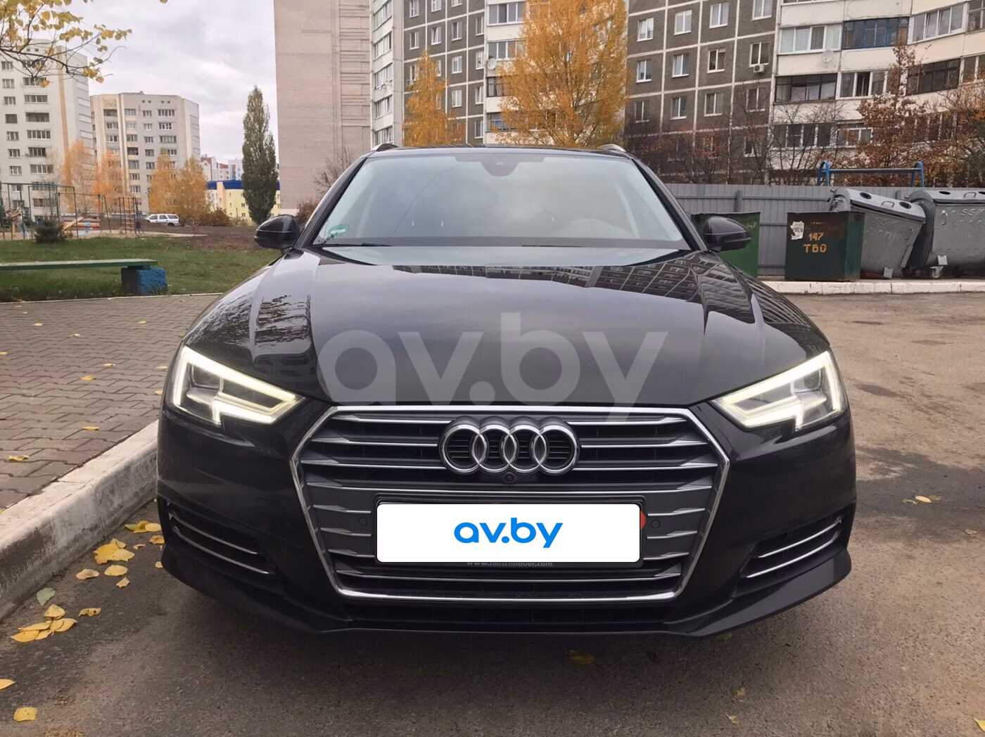 Audi A4 фото 12