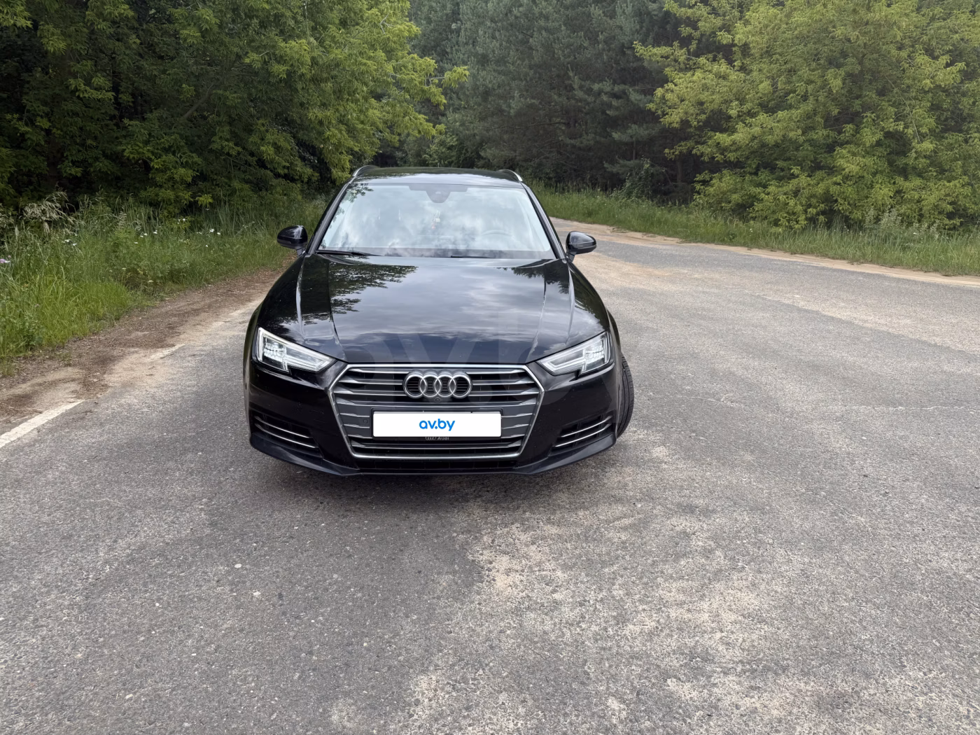 Audi A4 фото 3