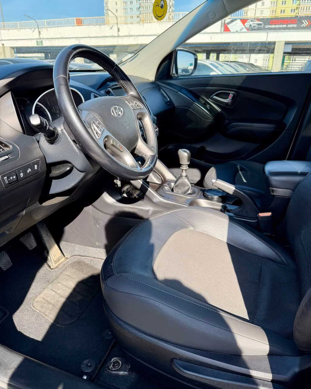 Hyundai ix35 фото 10