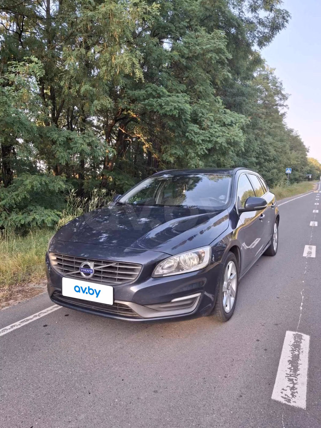 Volvo V60 фото 11