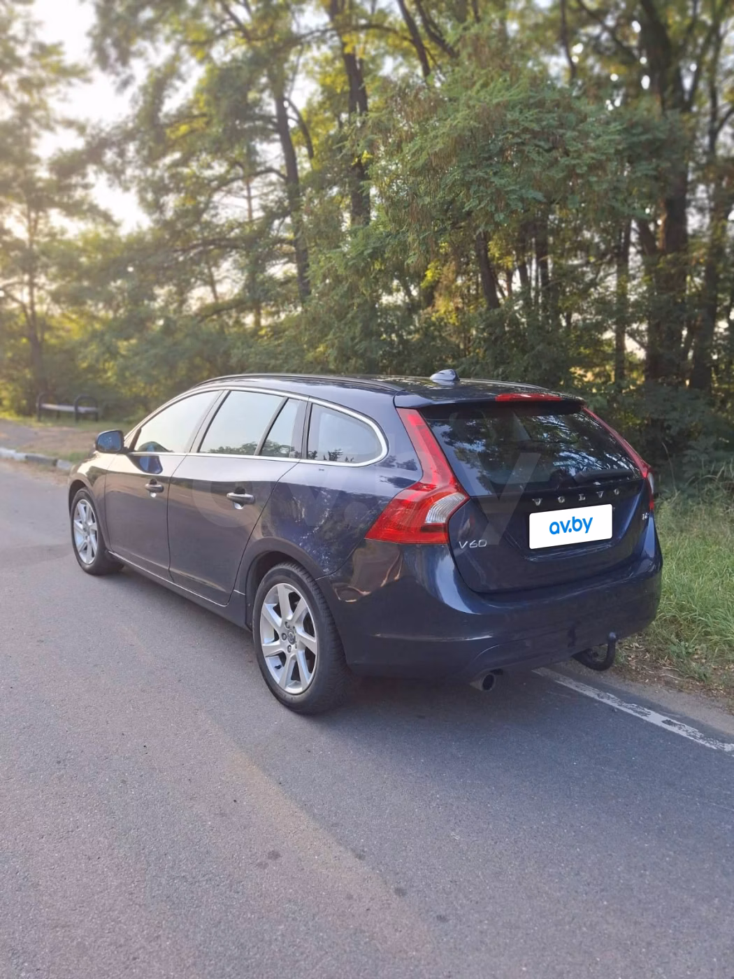 Volvo V60 фото 15