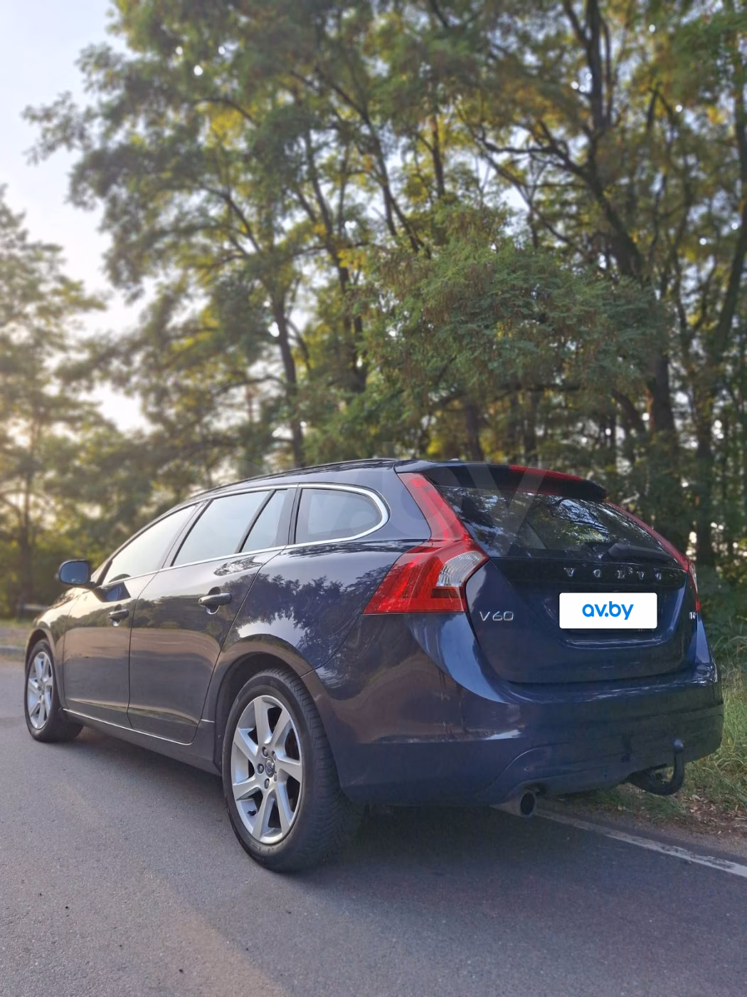 Volvo V60 фото 6