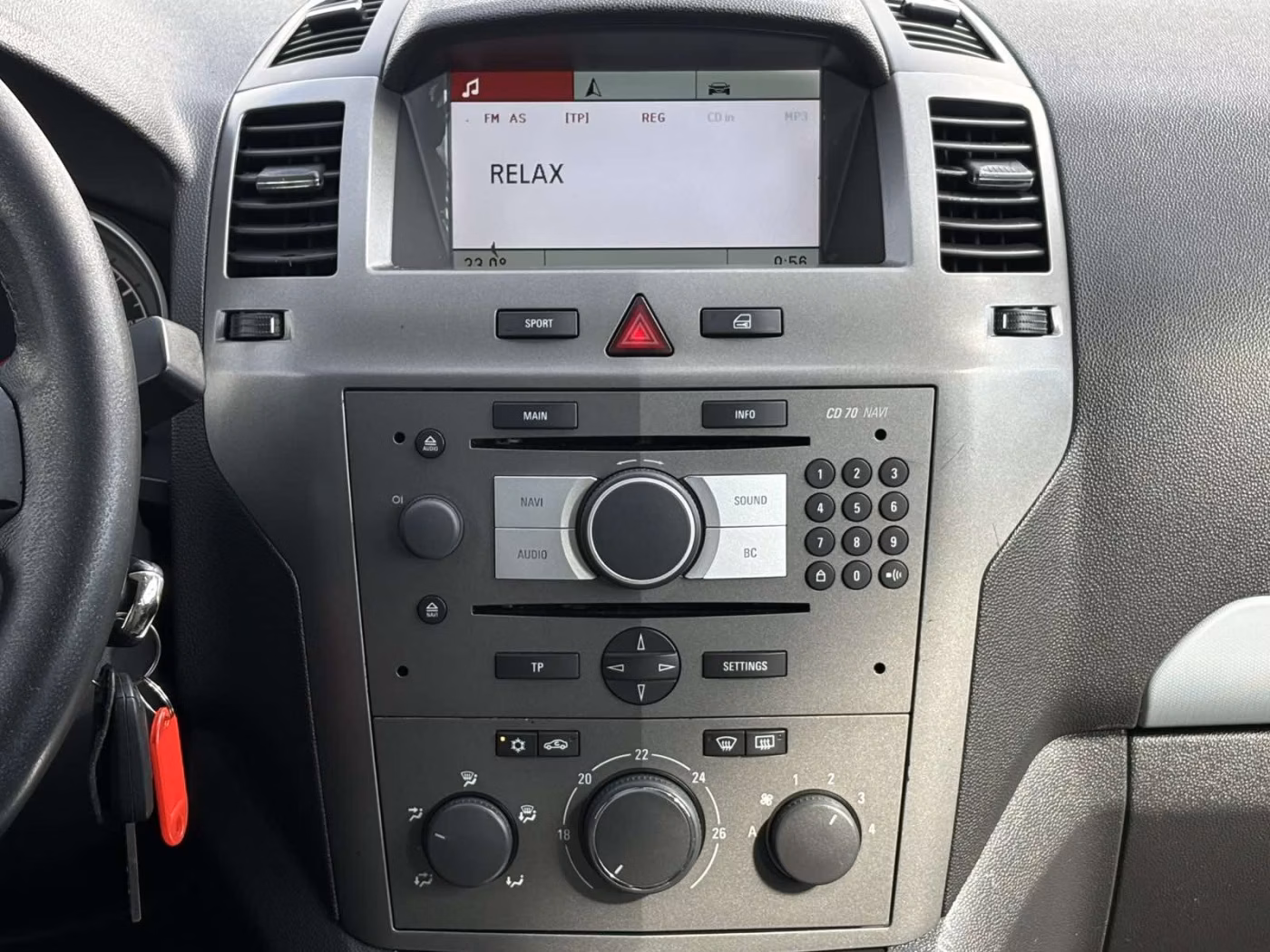 Opel Zafira фото 13
