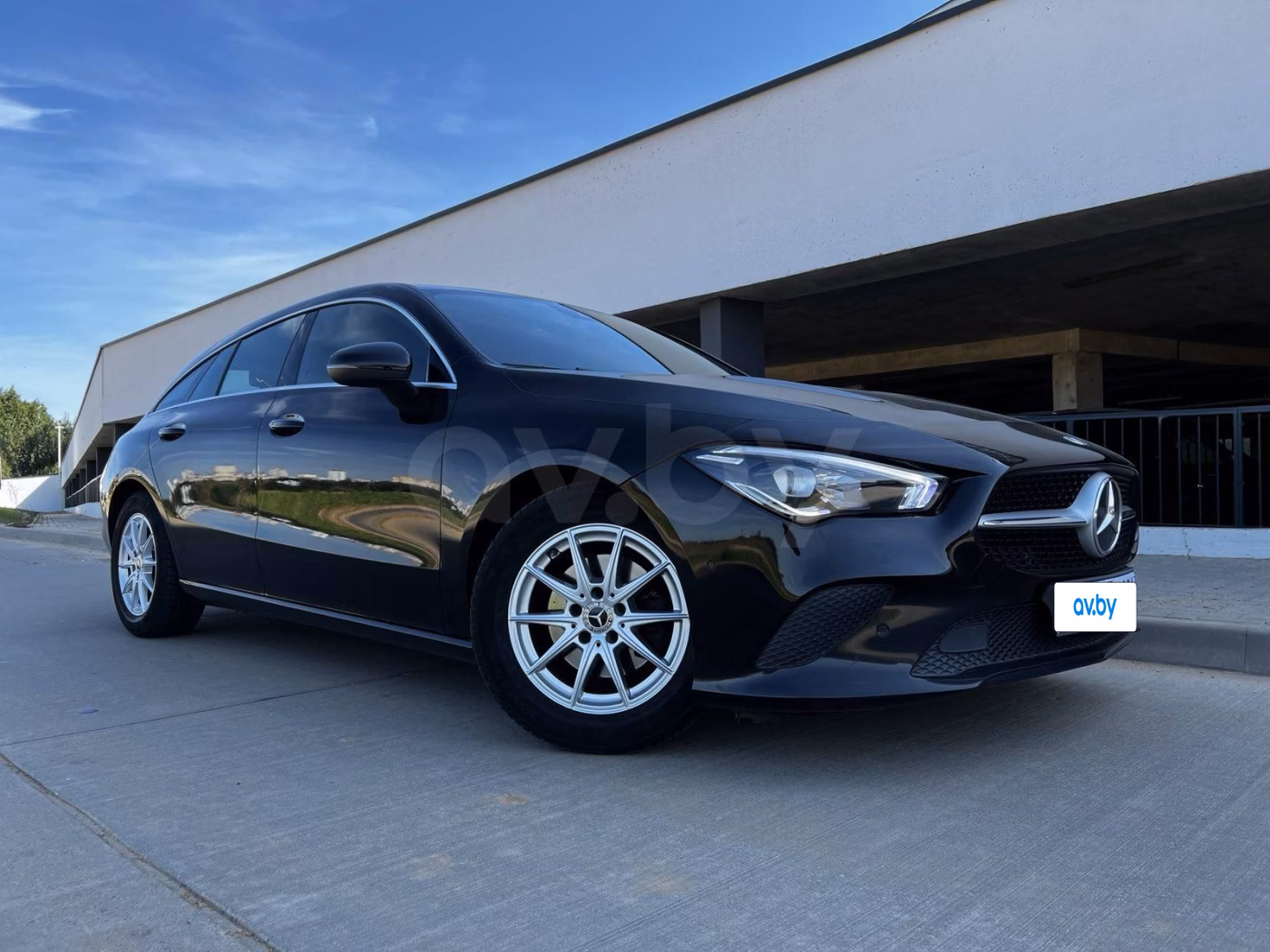 Mercedes-Benz CLA фото 10