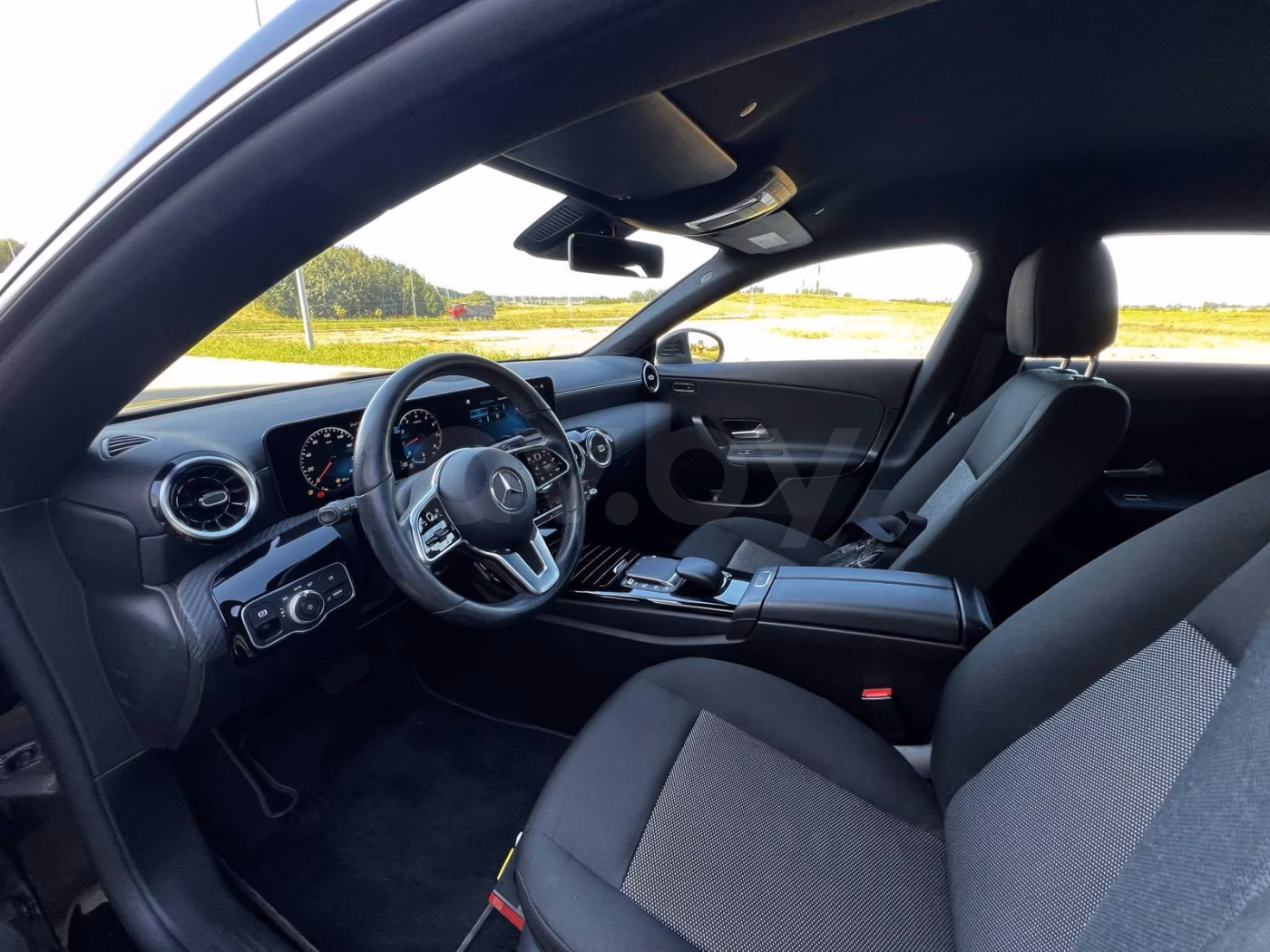 Mercedes-Benz CLA фото 17