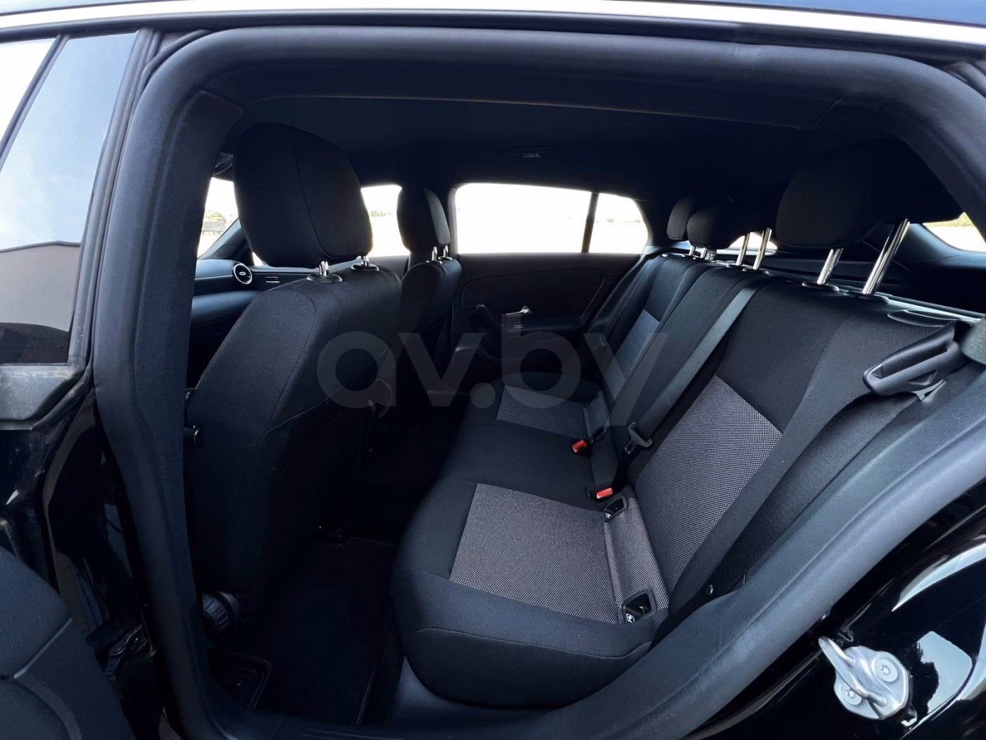 Mercedes-Benz CLA фото 18