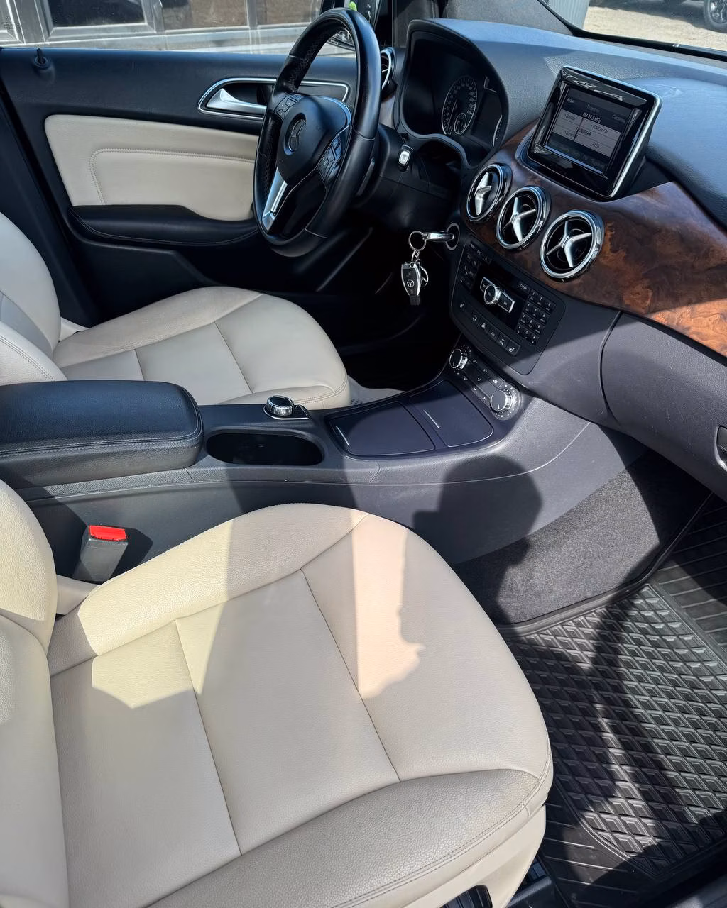 Mercedes-Benz B-Класс фото 14