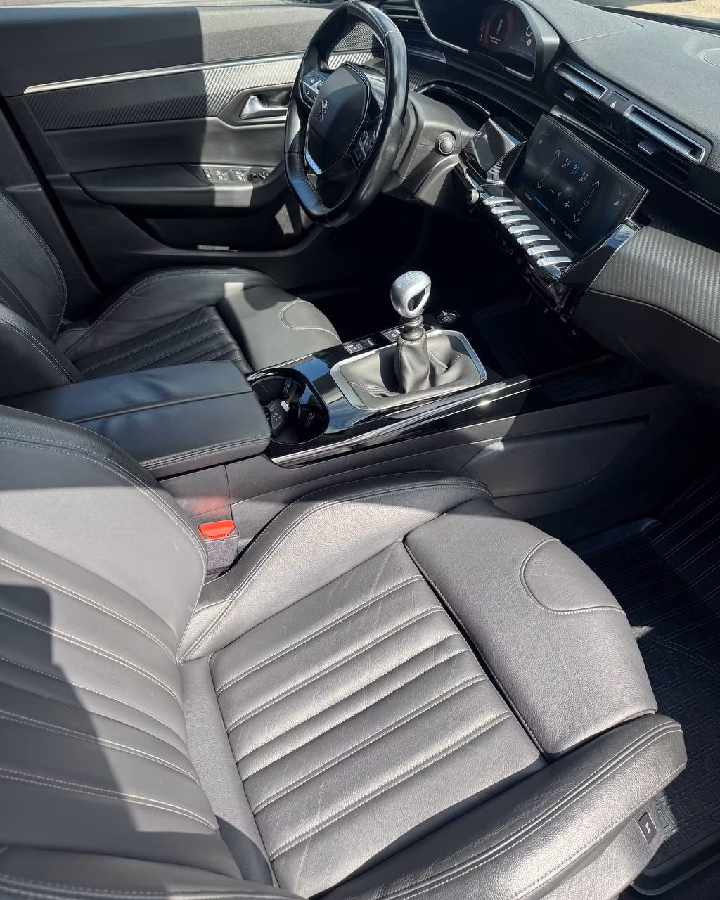 Peugeot 508 фото 14