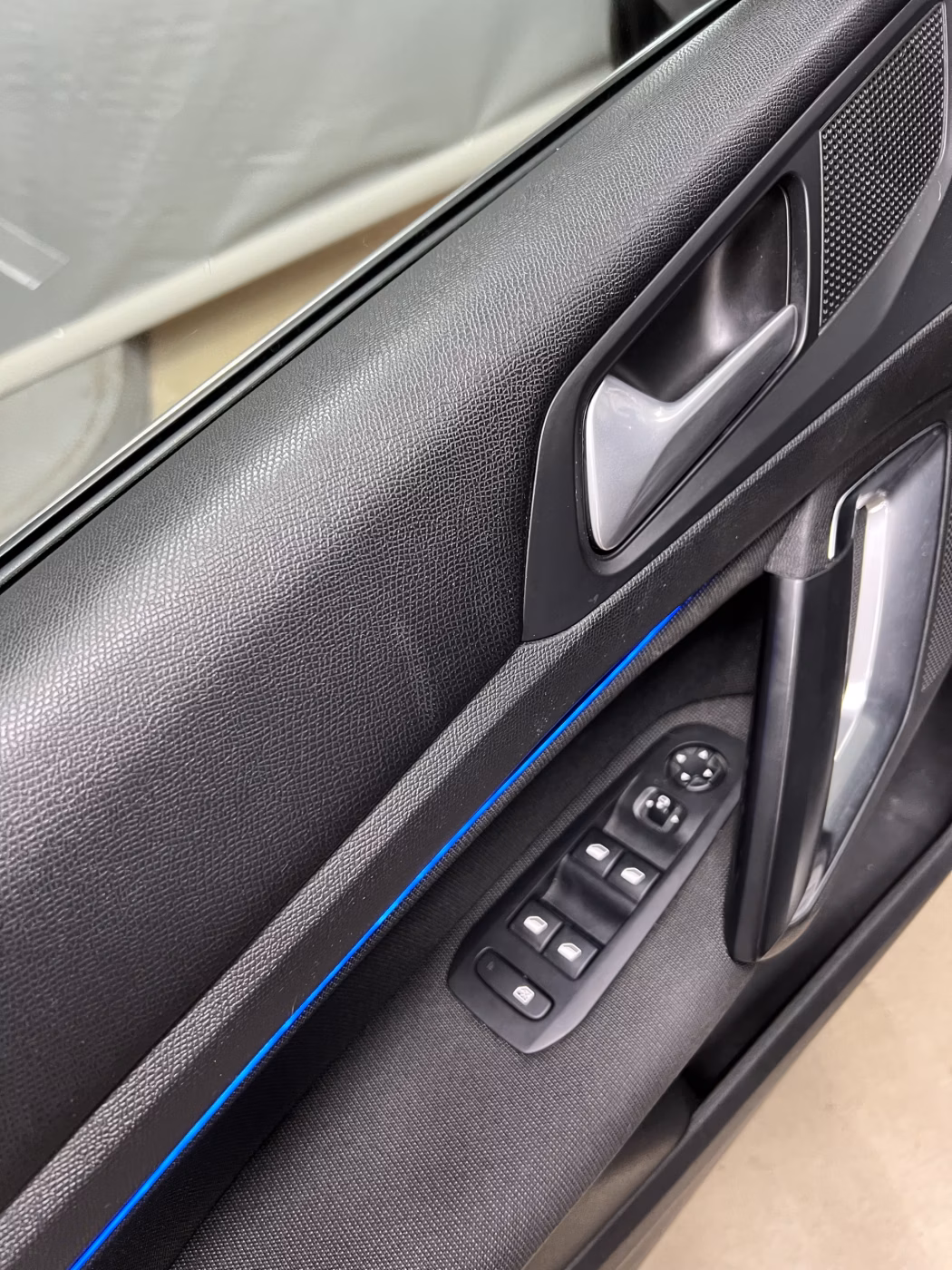 Peugeot 308 фото 11