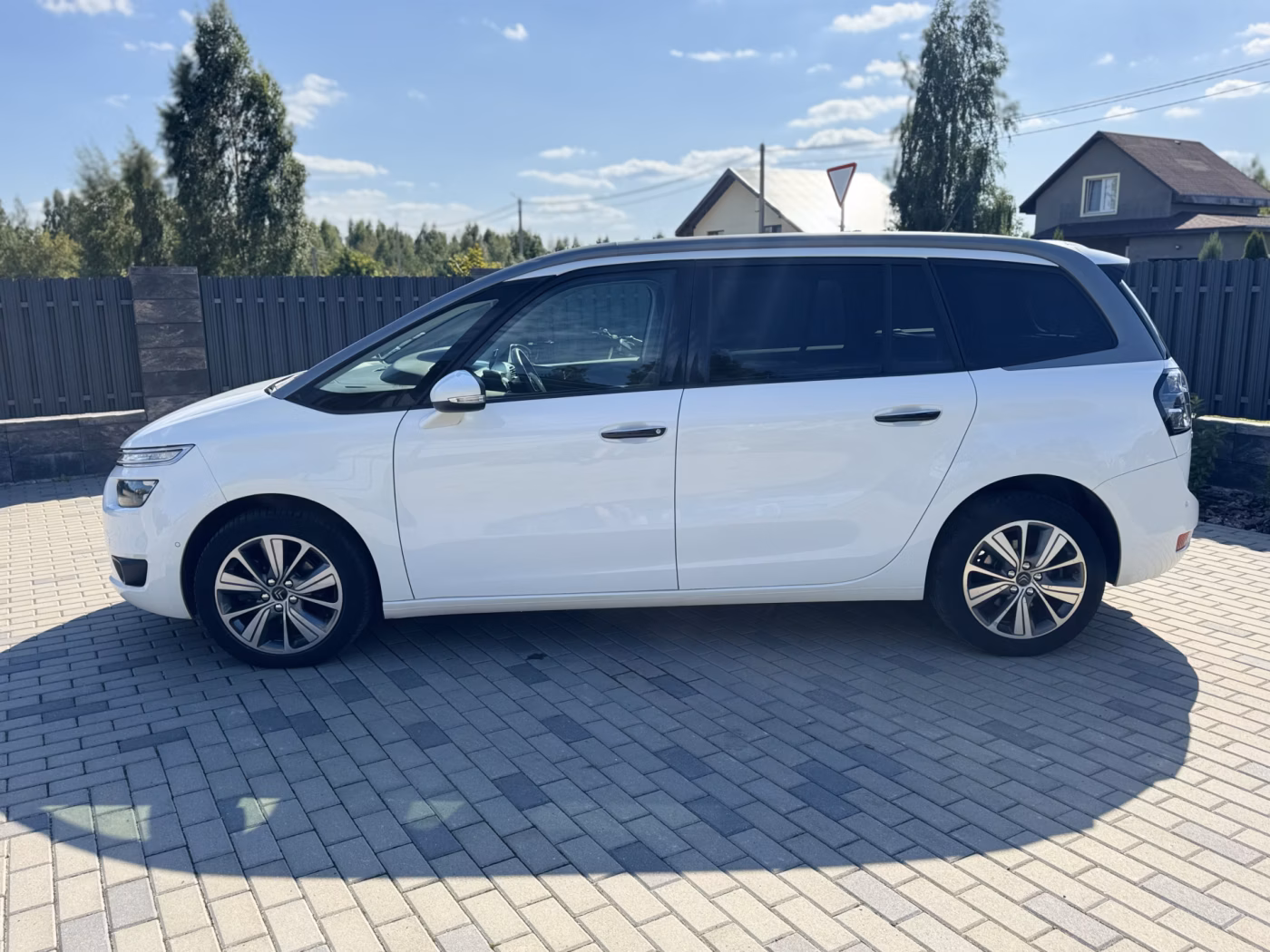 Citroen C4 Grand Picasso фото 8