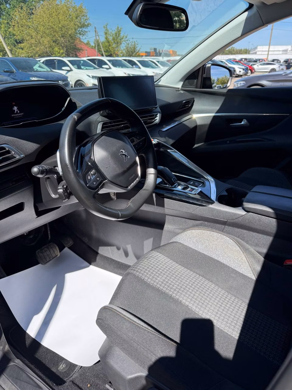 Peugeot 5008 фото 9