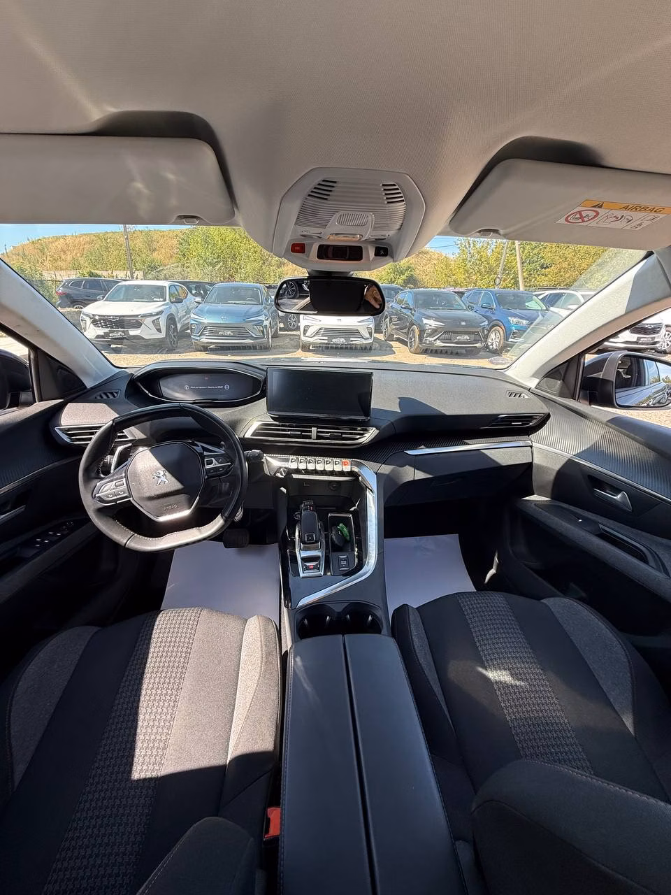 Peugeot 5008 фото 13