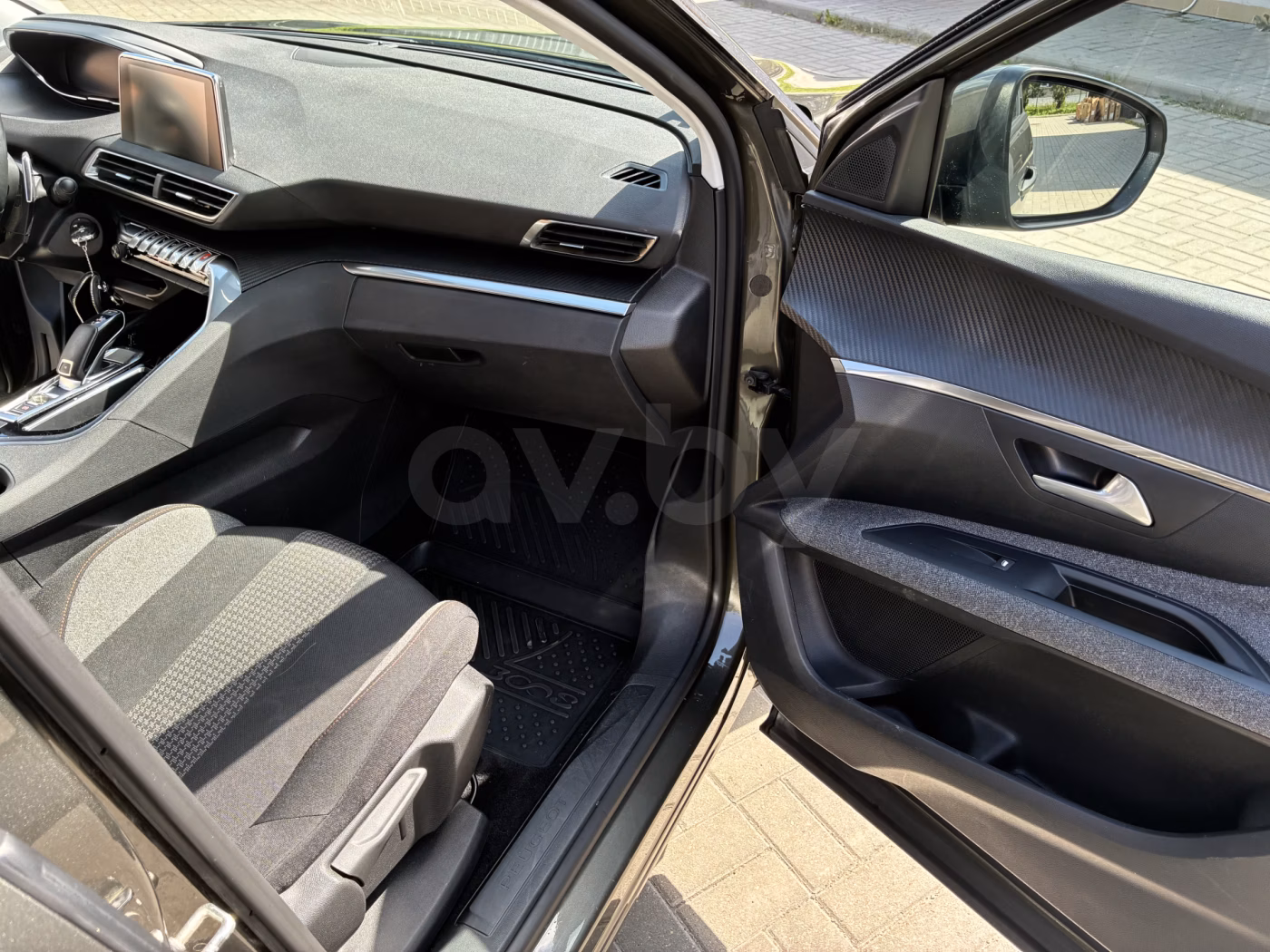 Peugeot 3008 фото 24