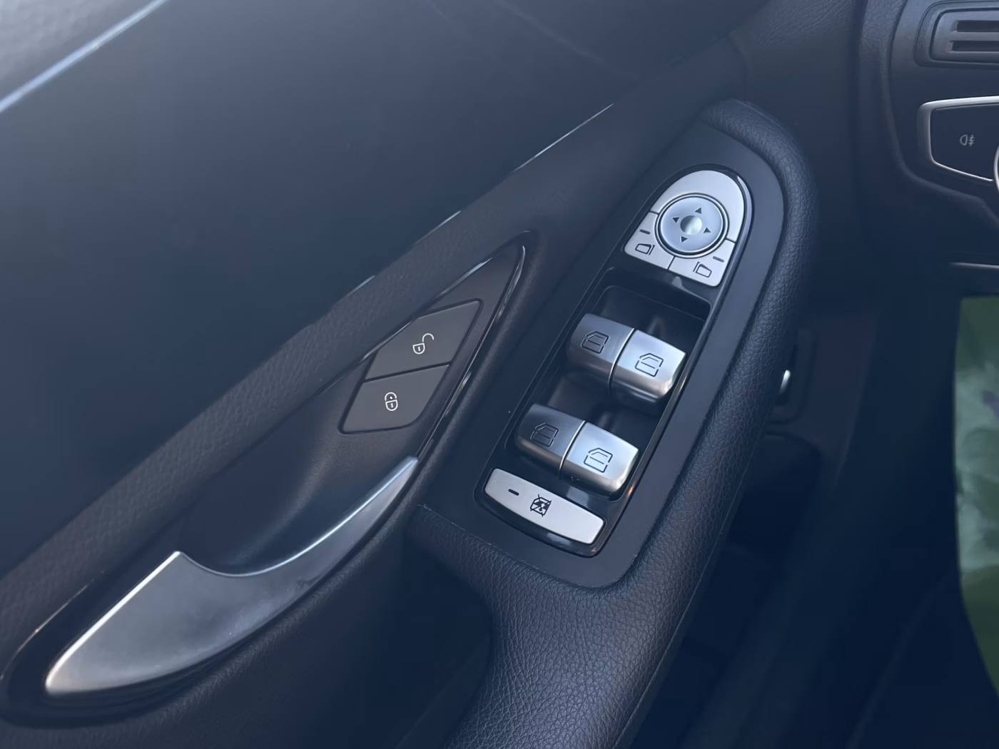 Mercedes-Benz C-Класс фото 20