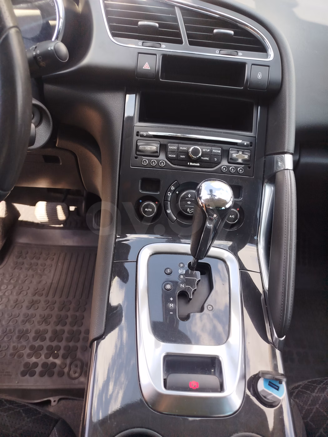 Peugeot 3008 фото 10