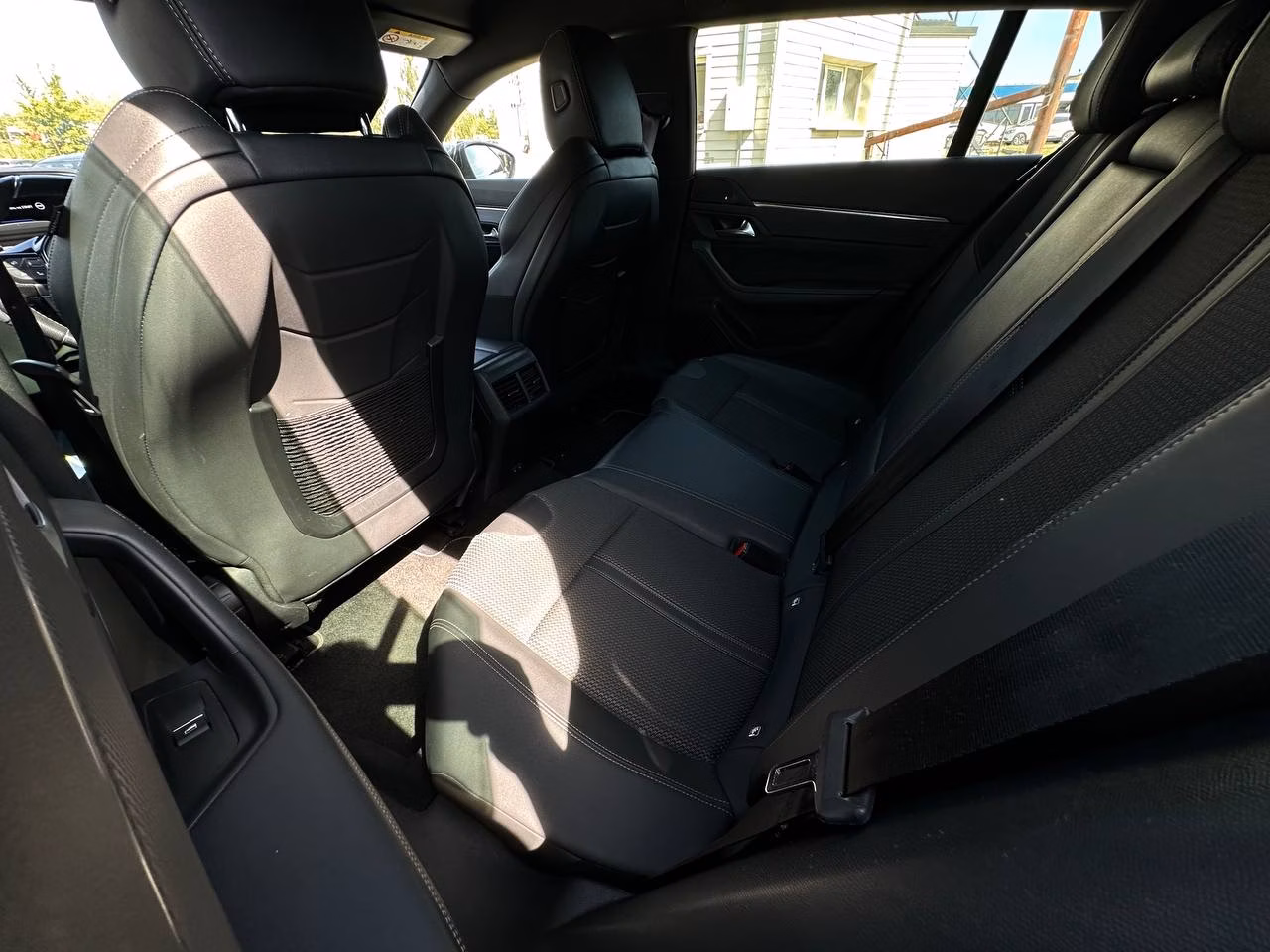 Peugeot 508 фото 11