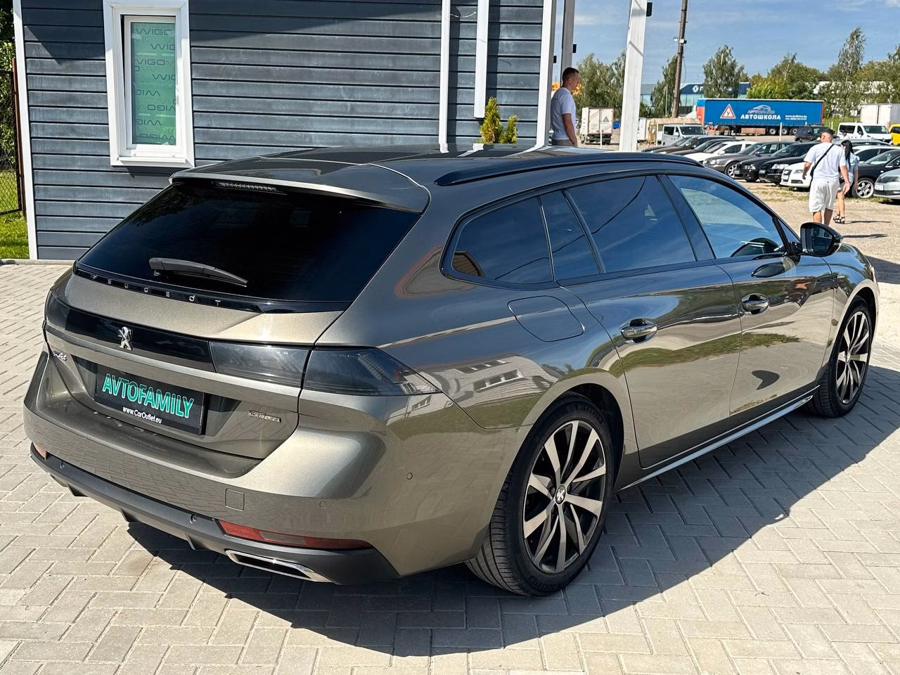 Peugeot 508 фото 8
