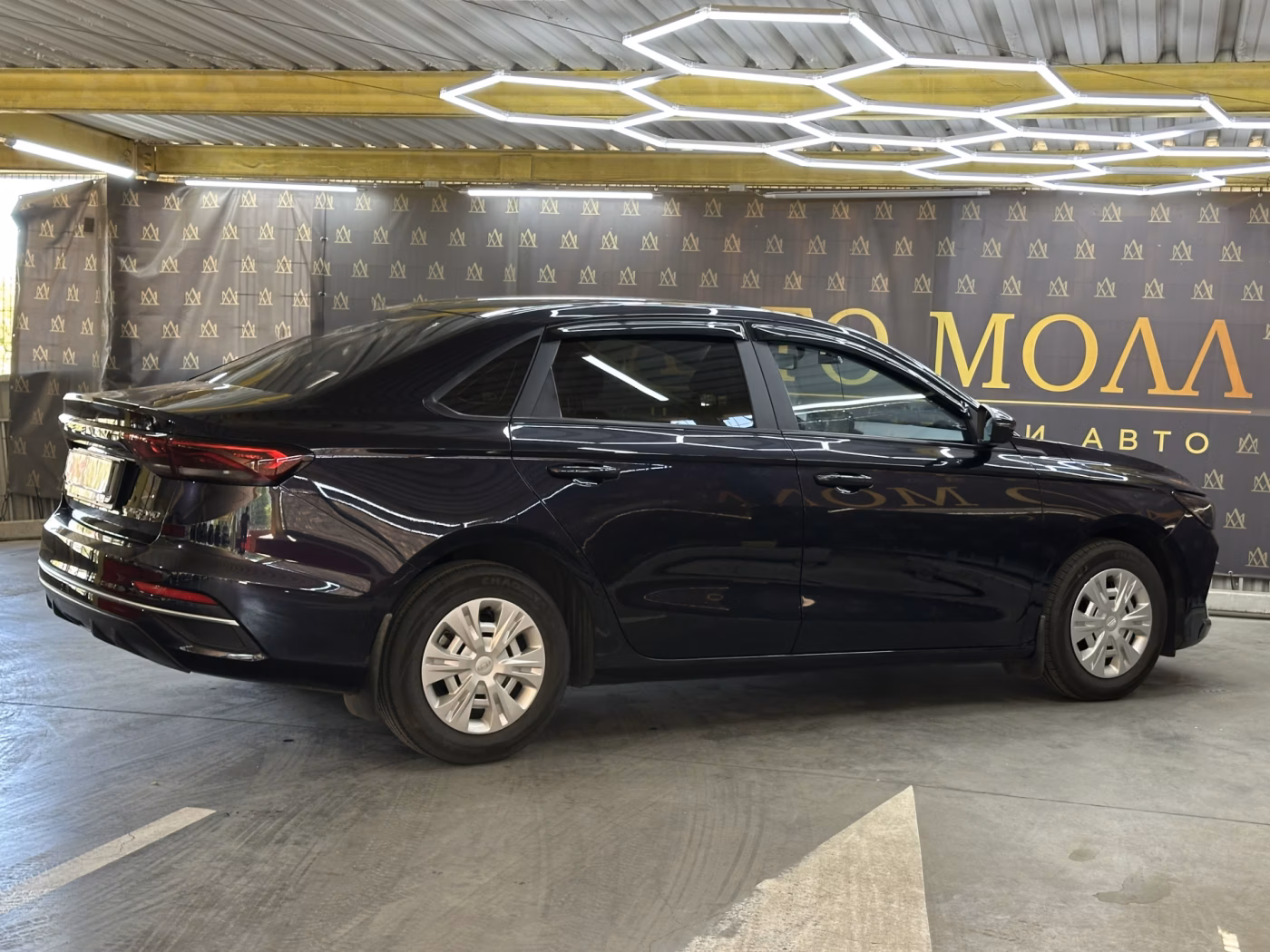Geely Emgrand фото 9