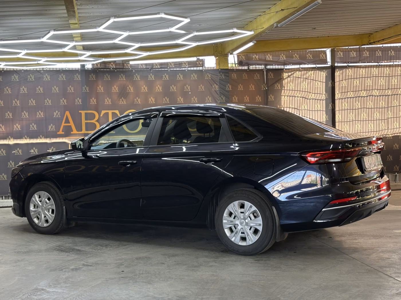 Geely Emgrand фото 7