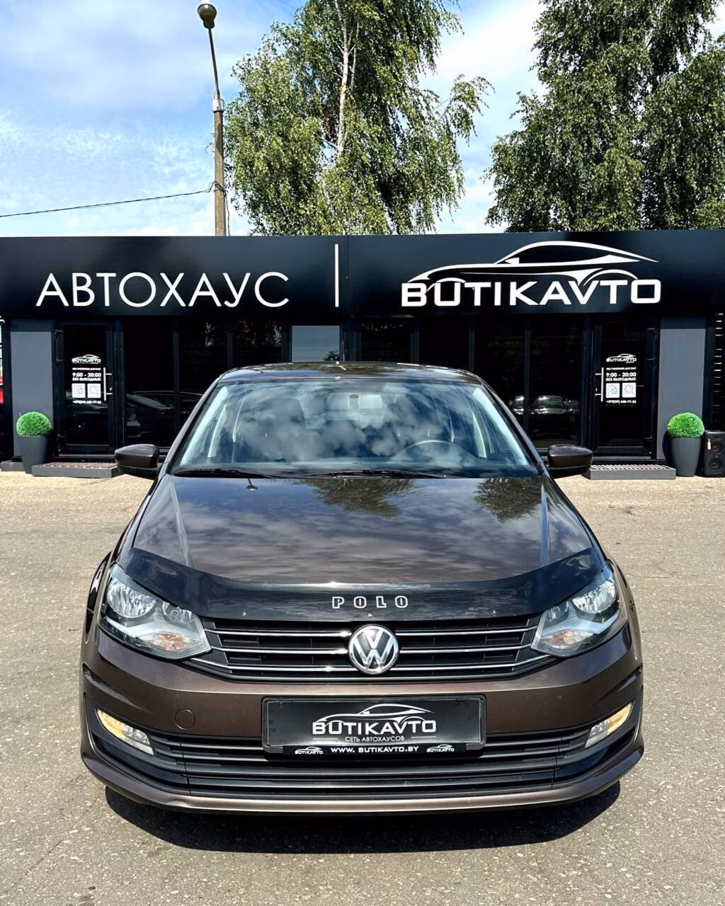Volkswagen Polo Sedan фото 2