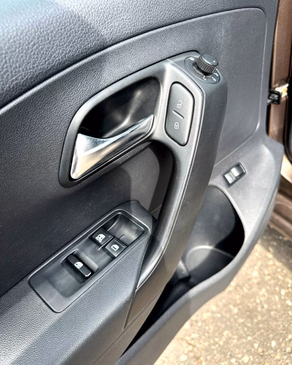 Volkswagen Polo Sedan фото 17