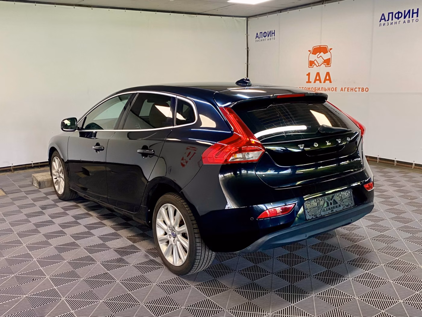 Volvo V40 фото 4