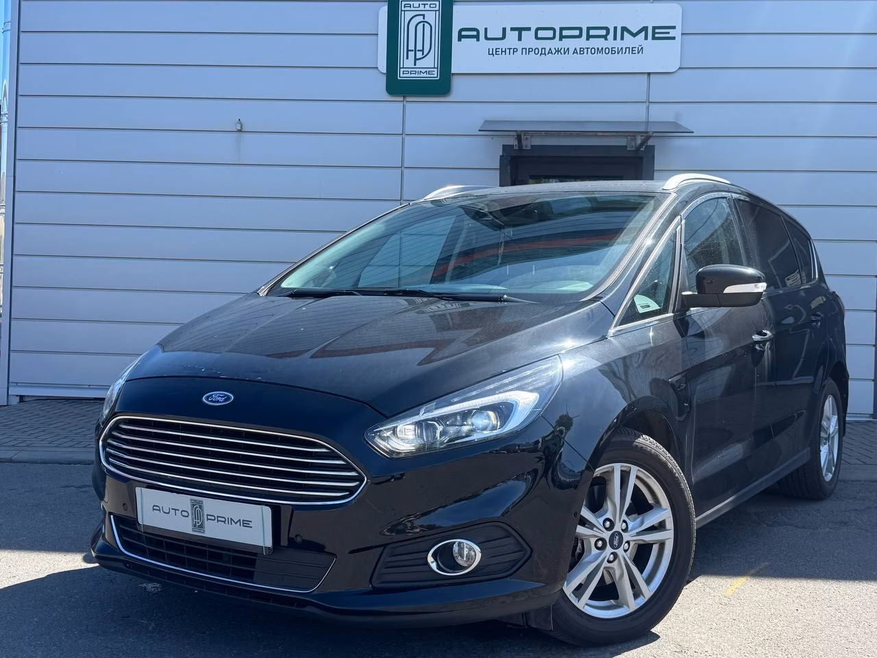 Ford S-MAX фото 2