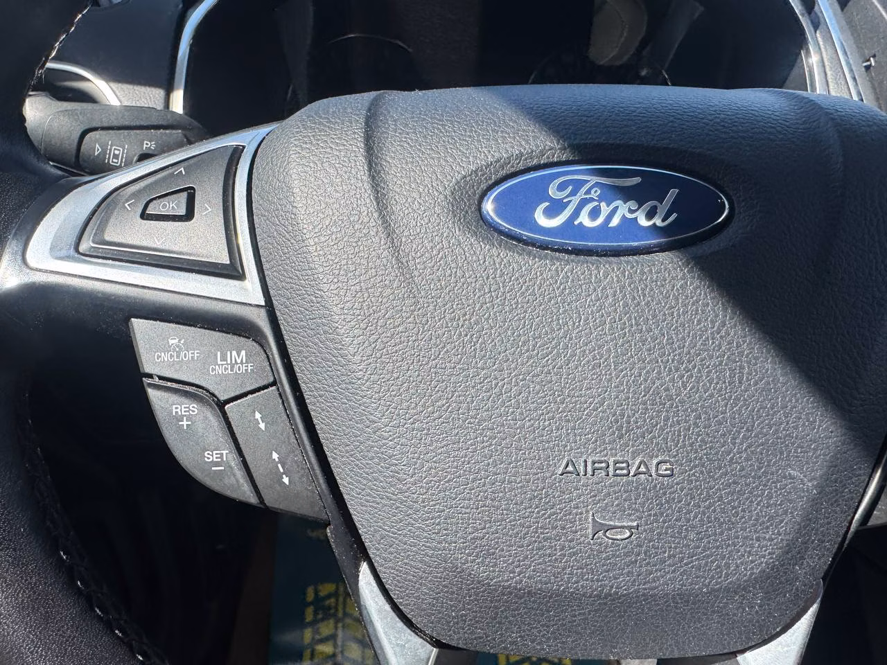 Ford S-MAX фото 17