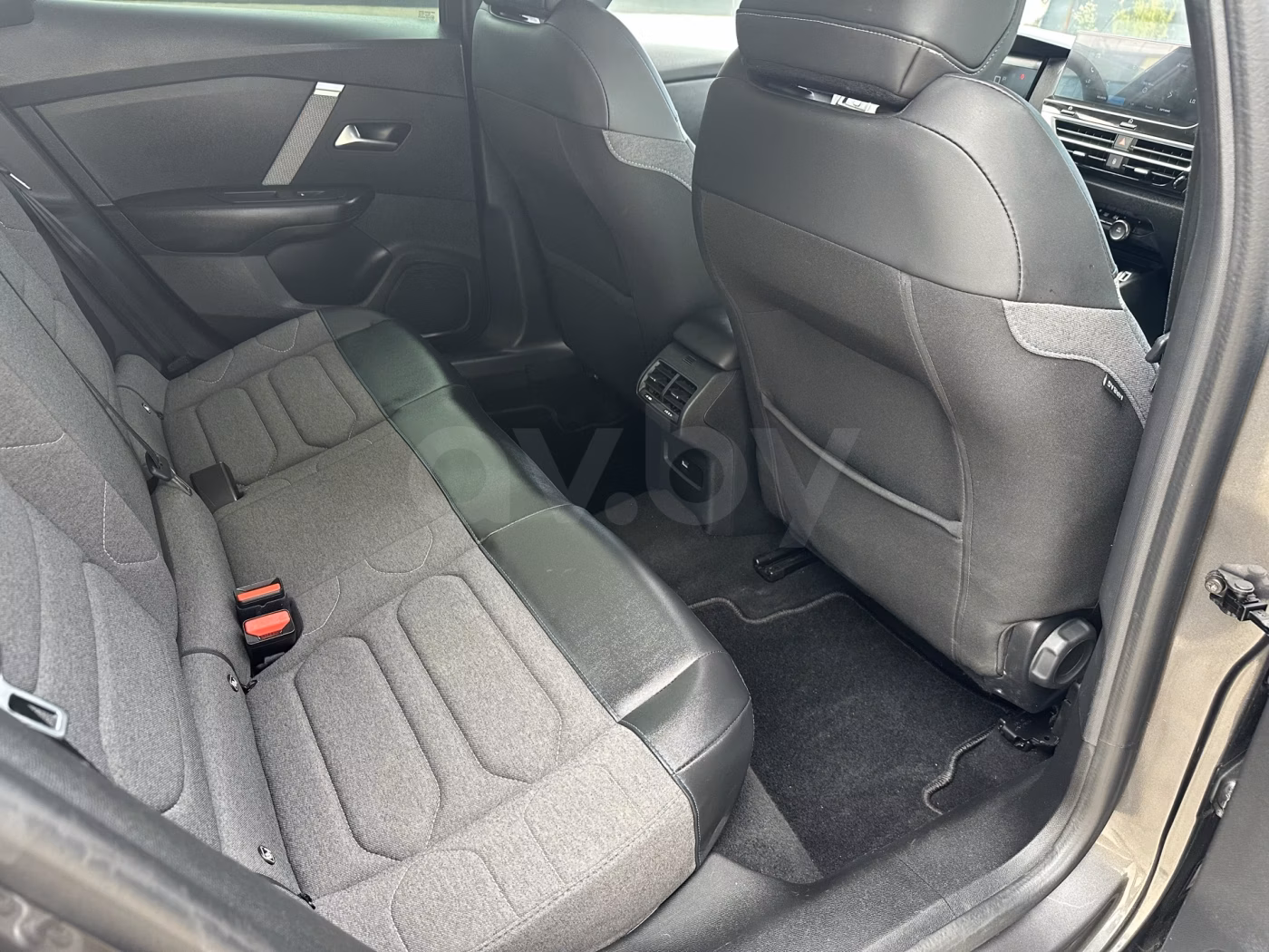 Citroen C4 фото 16