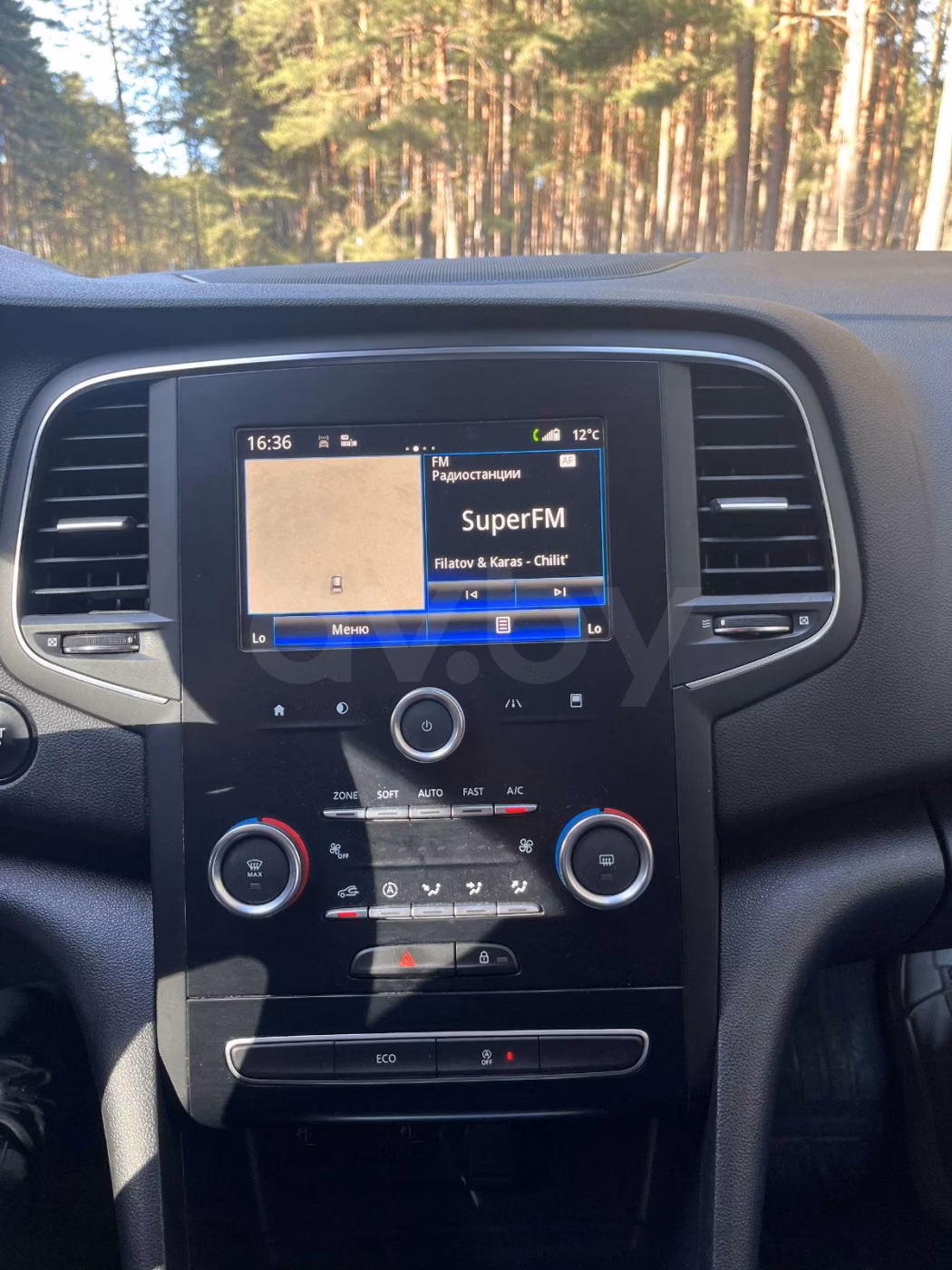Renault Megane фото 10