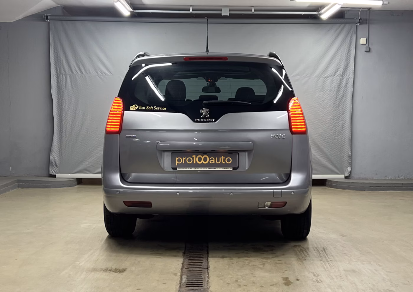 Peugeot 5008 фото 5