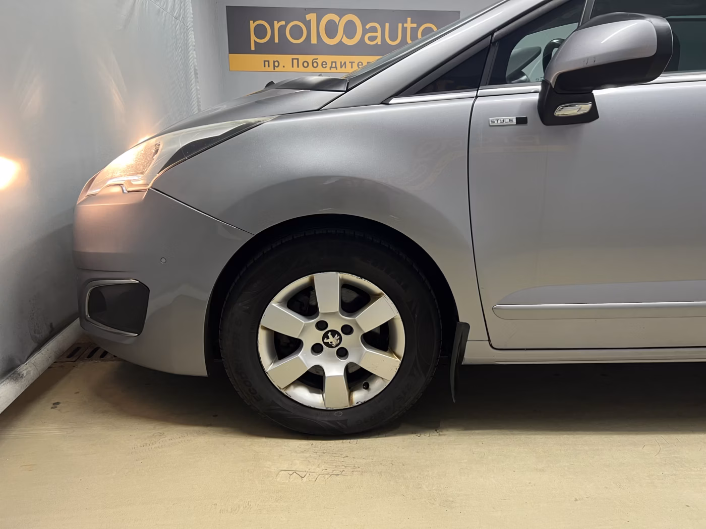Peugeot 5008 фото 7