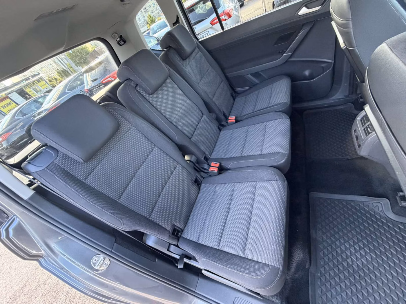 Volkswagen Touran фото 17