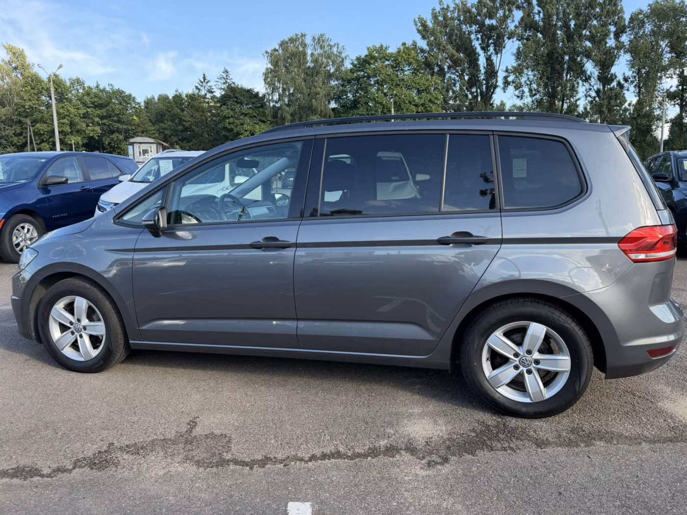 Volkswagen Touran фото 4