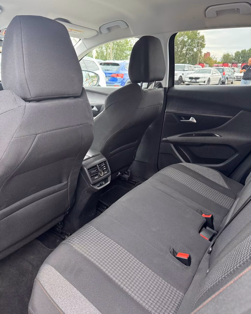 Peugeot 3008 фото 11