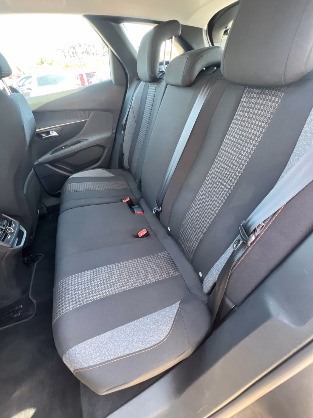 Peugeot 3008 фото 14