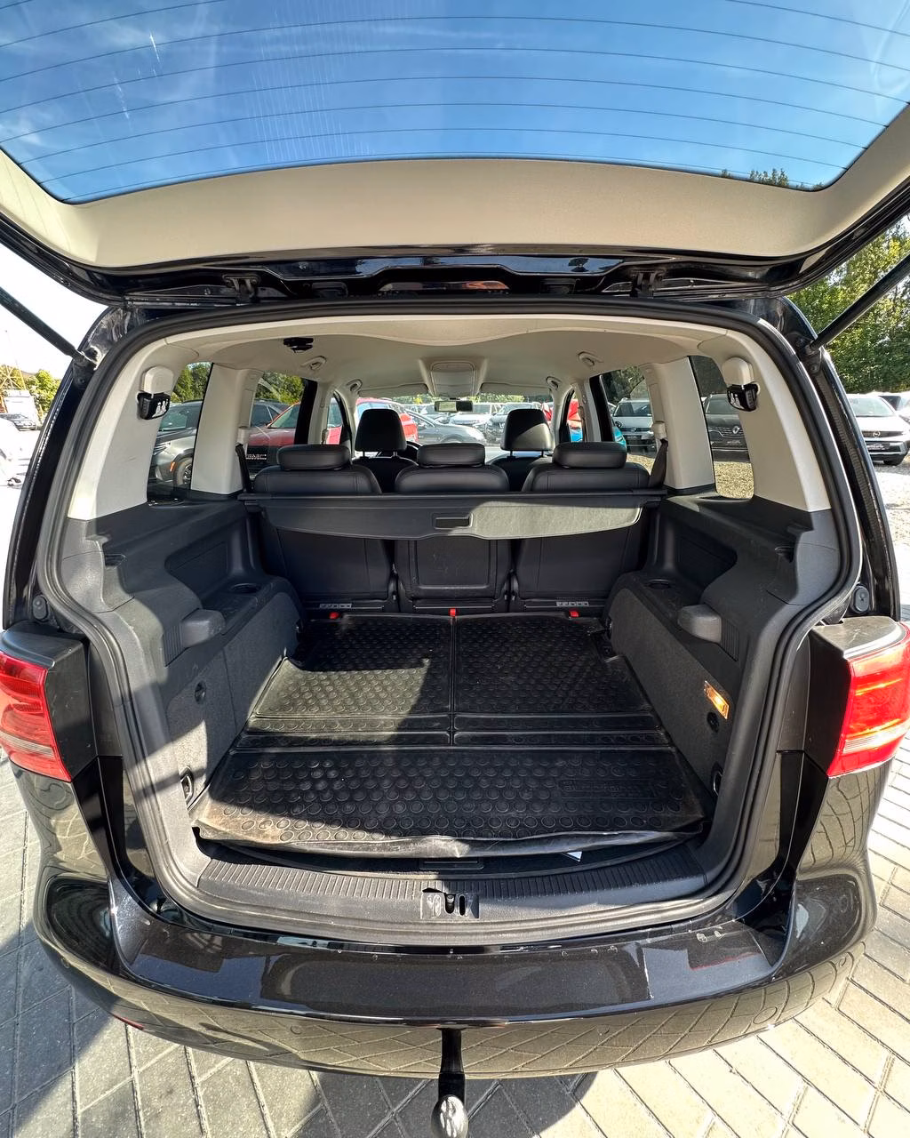 Volkswagen Touran фото 14