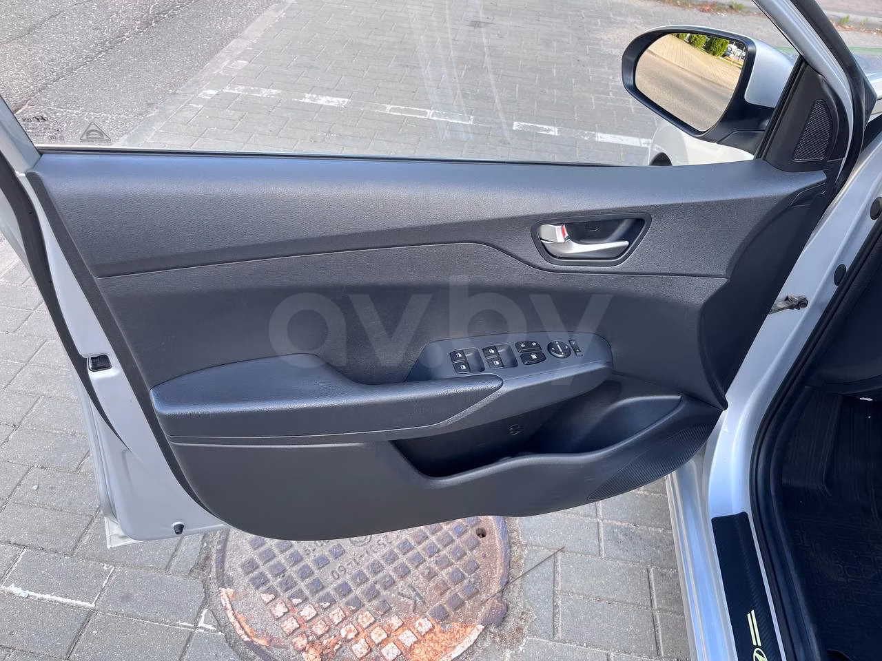 Hyundai Accent фото 4