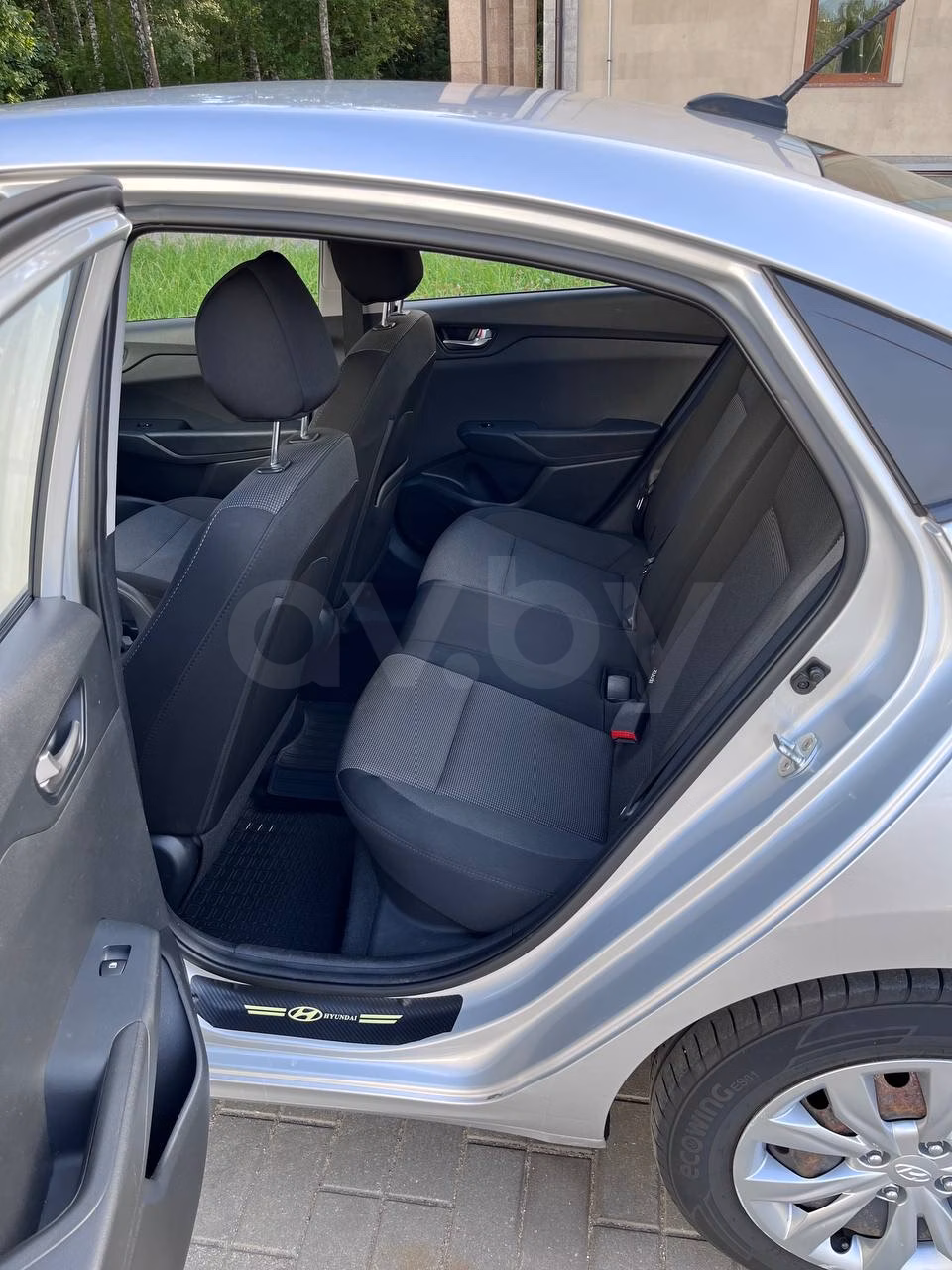 Hyundai Accent фото 8