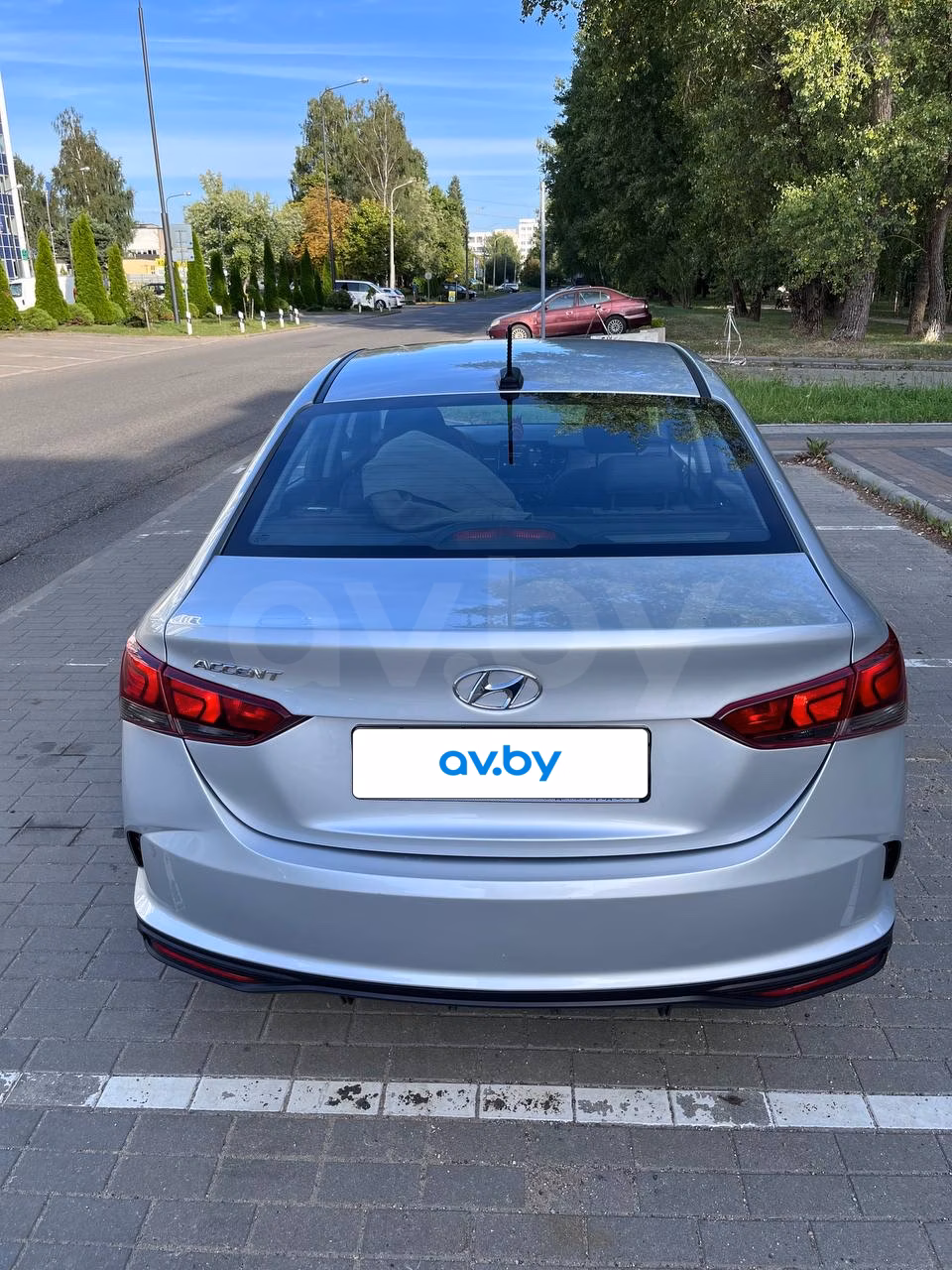 Hyundai Accent фото 14