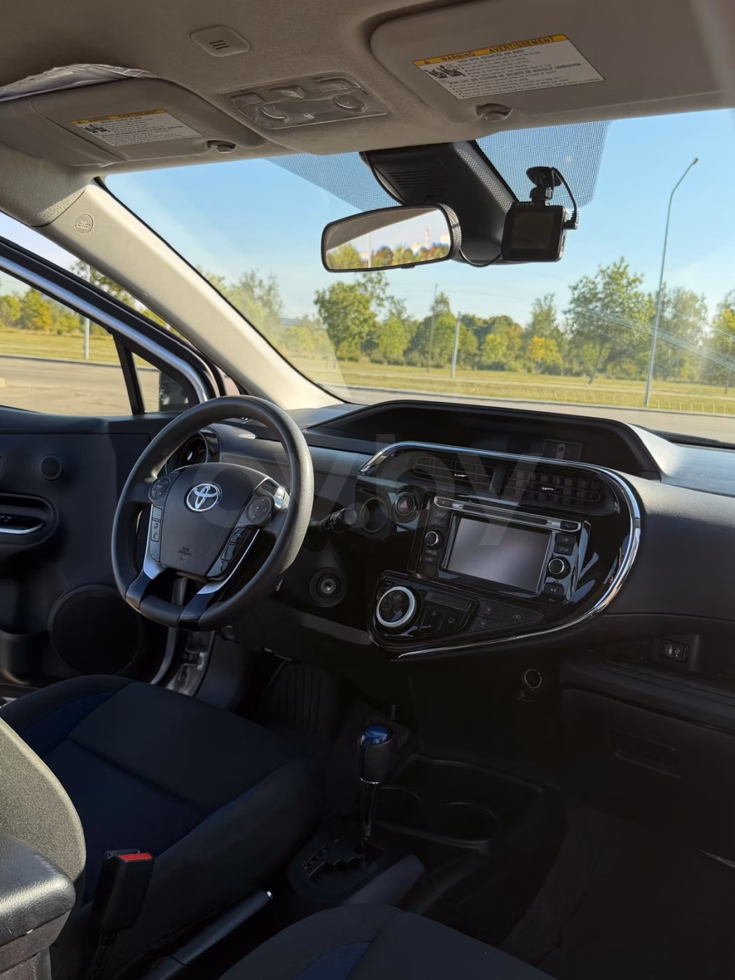 Toyota Prius C фото 5