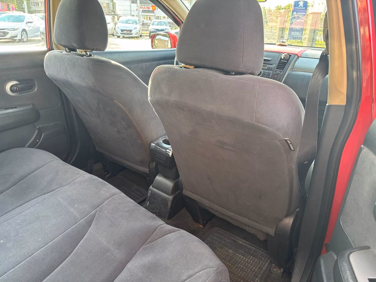 Nissan Versa фото 12