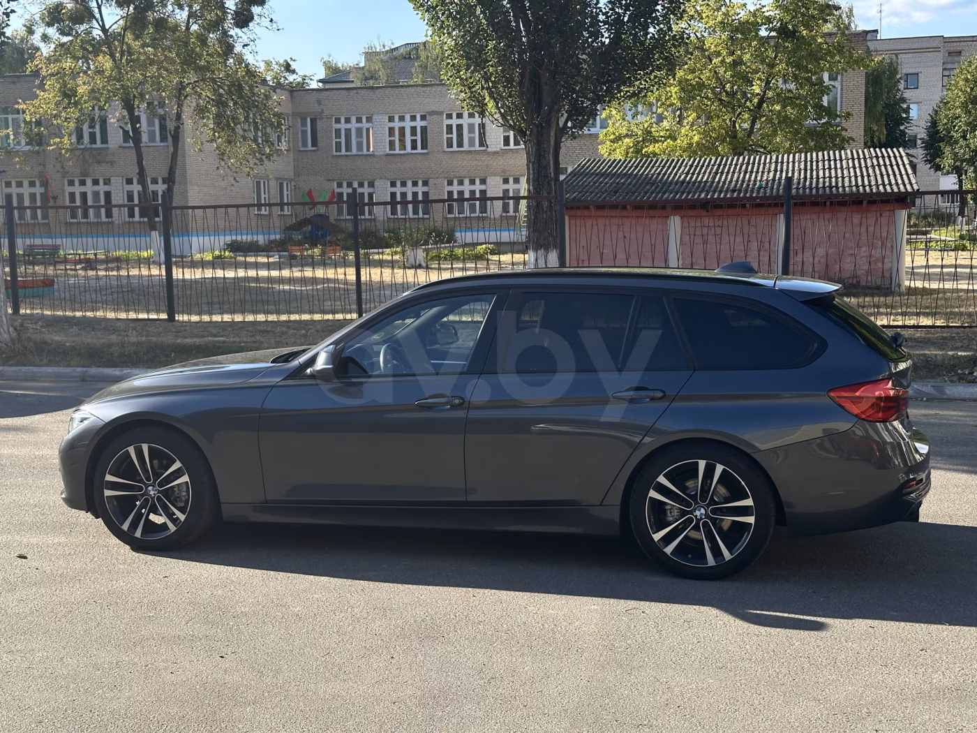 BMW 3 серия фото 3