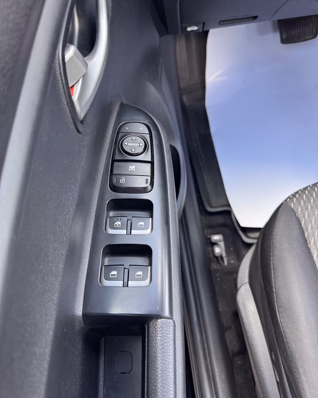 Kia Rio фото 16