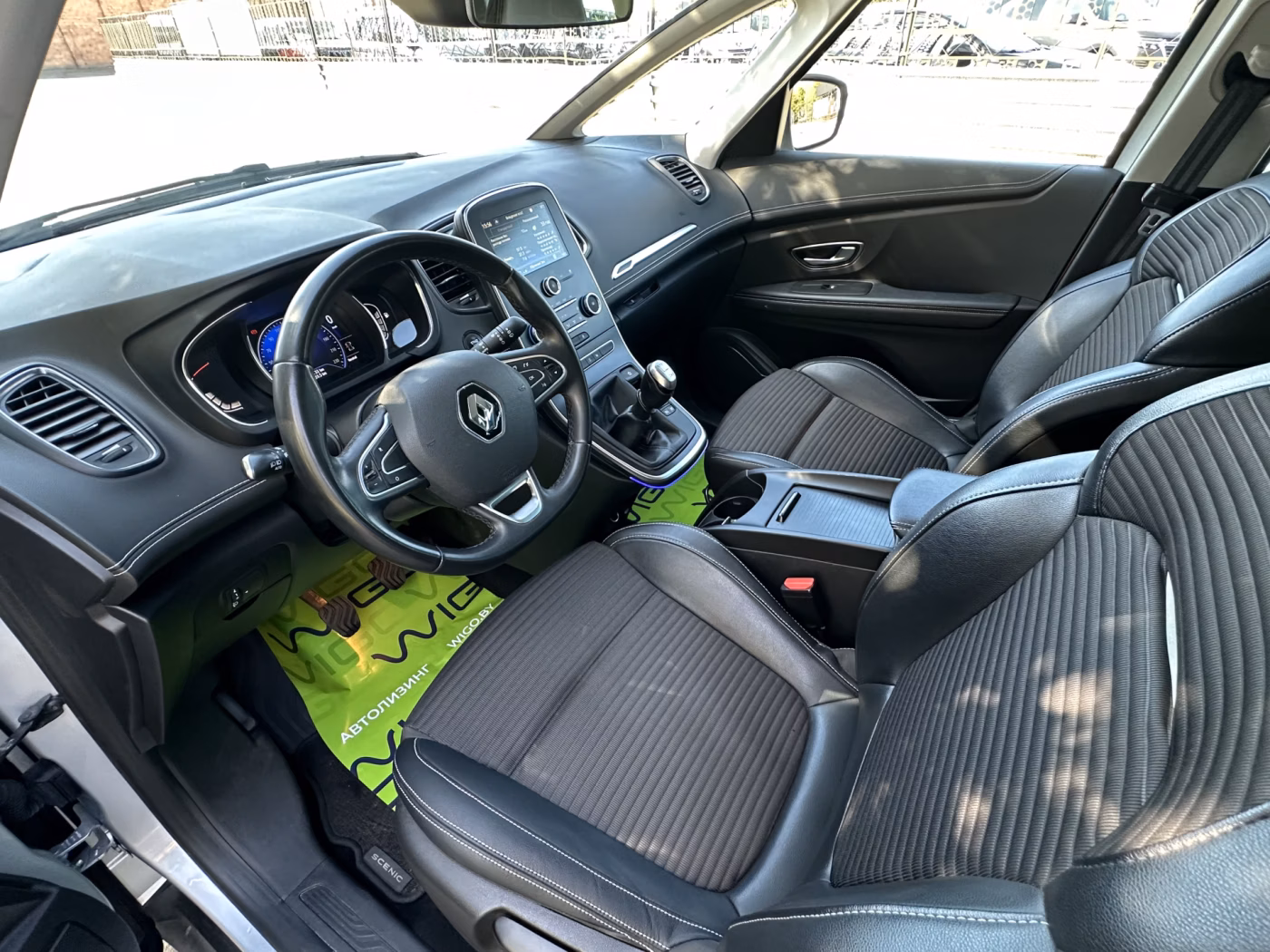 Renault Grand Scenic фото 7