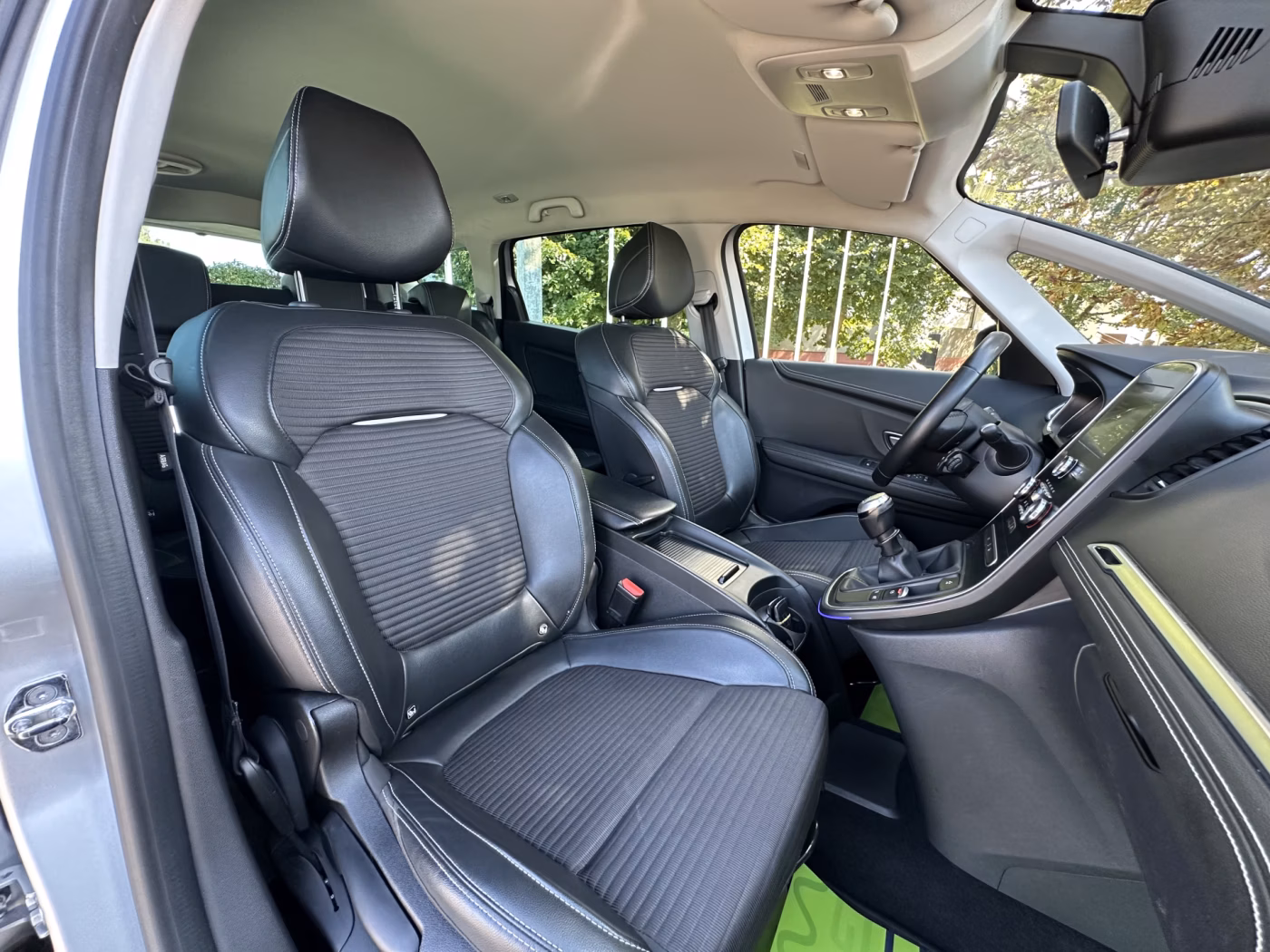 Renault Grand Scenic фото 11