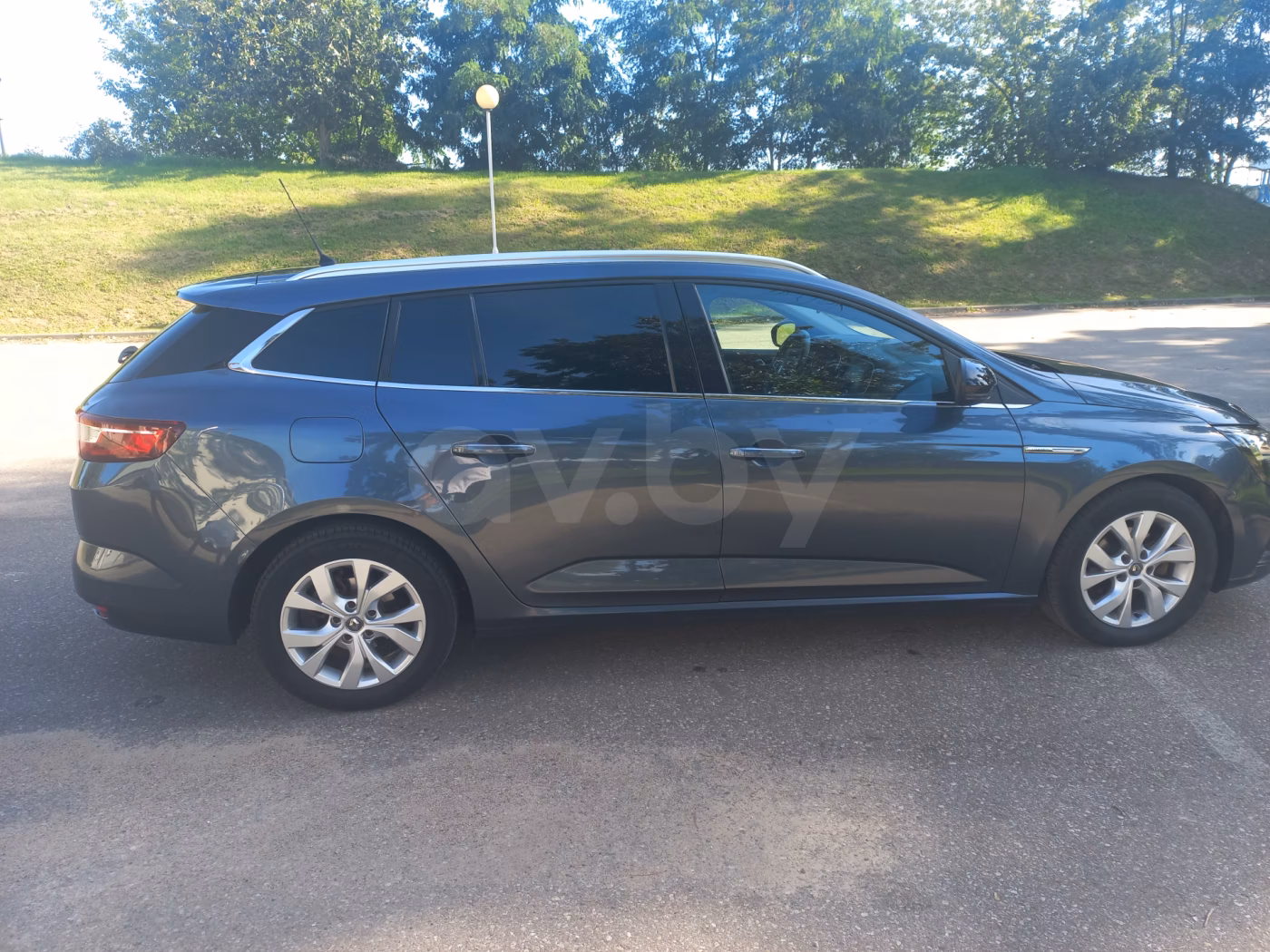 Renault Megane фото 8