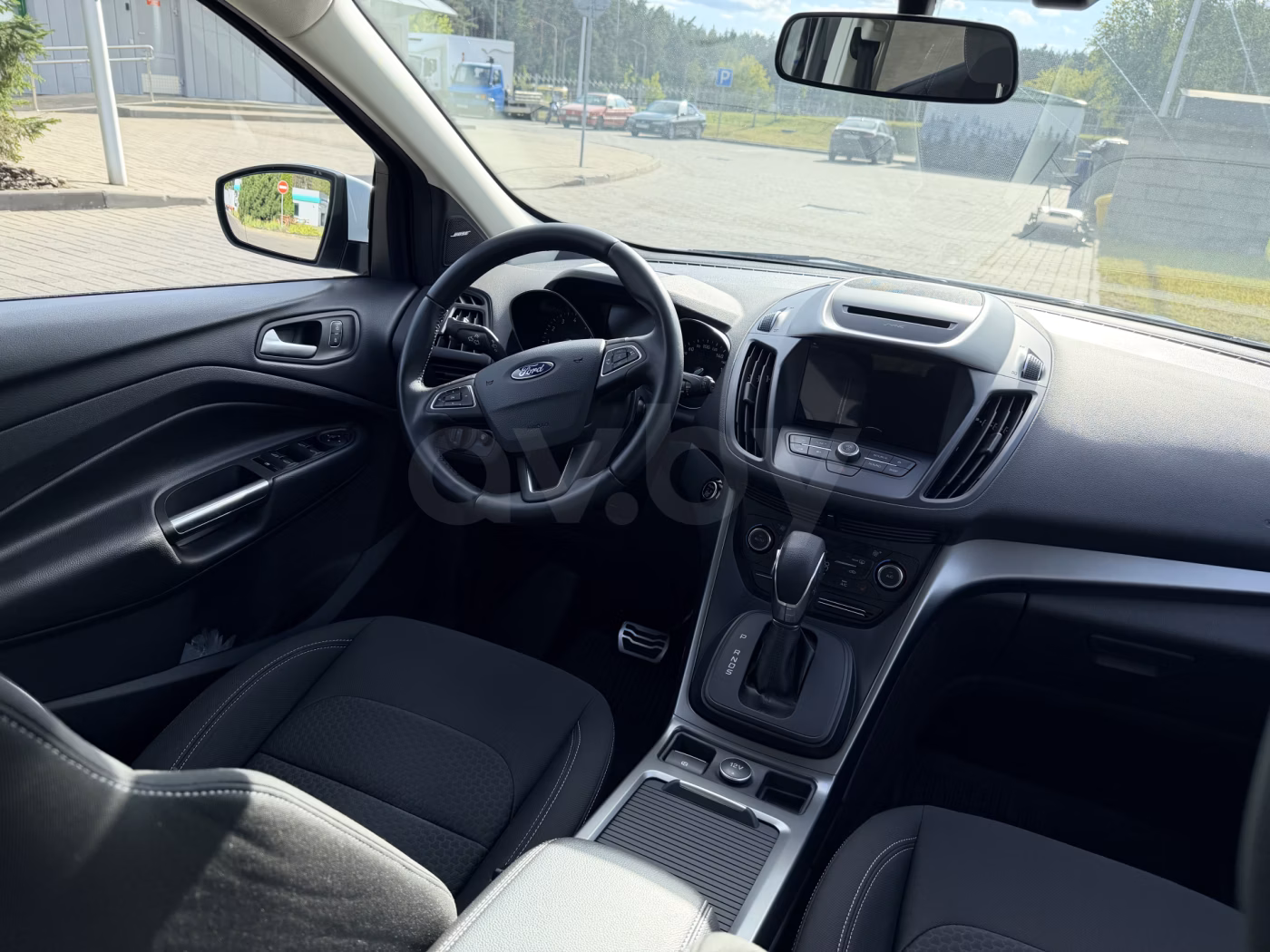 Ford Kuga фото 12